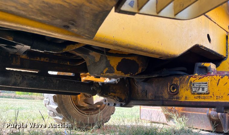 image for item MG9506 1991 John Deere 410D  backhoe