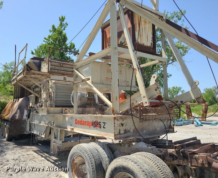 image for item MG9649 Cedarapids 4336 crusher