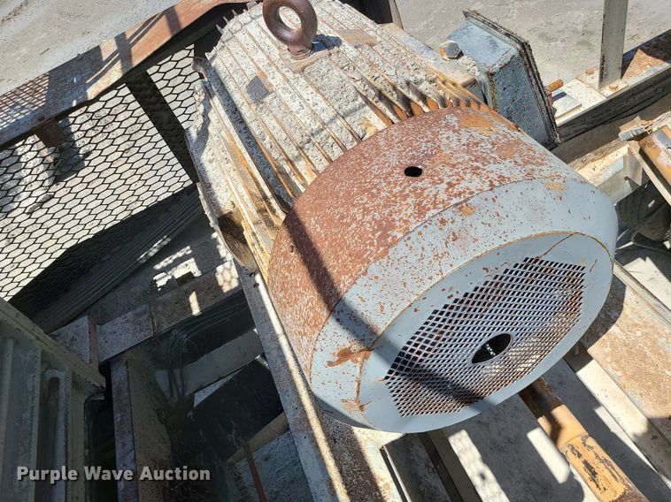 image for item MG9649 Cedarapids 4336 crusher