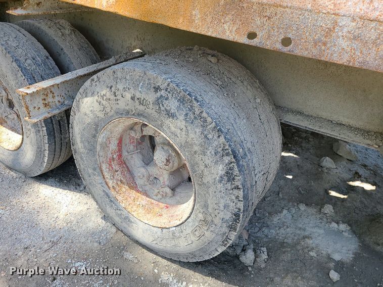 image for item MG9649 Cedarapids 4336 crusher