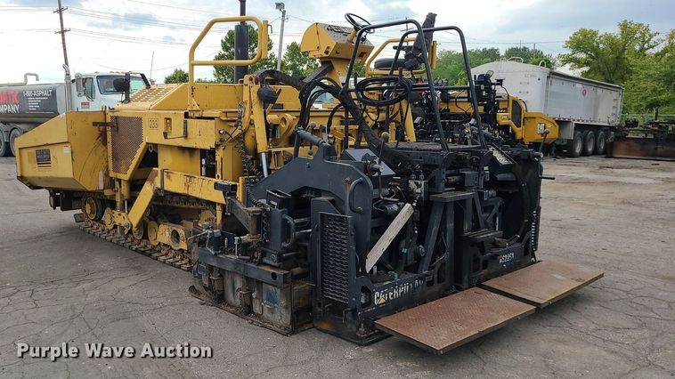 image for item MG9744 2004 Caterpillar AP650B  screed