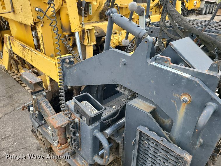 image for item MG9744 2004 Caterpillar AP650B  screed