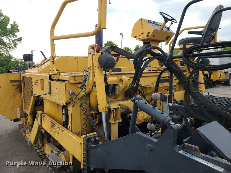 image for item MG9744 2004 Caterpillar AP650B  screed