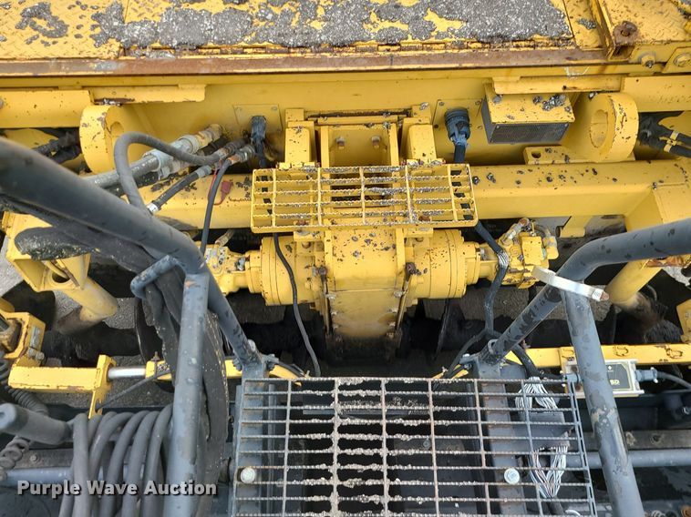image for item MG9744 2004 Caterpillar AP650B  screed