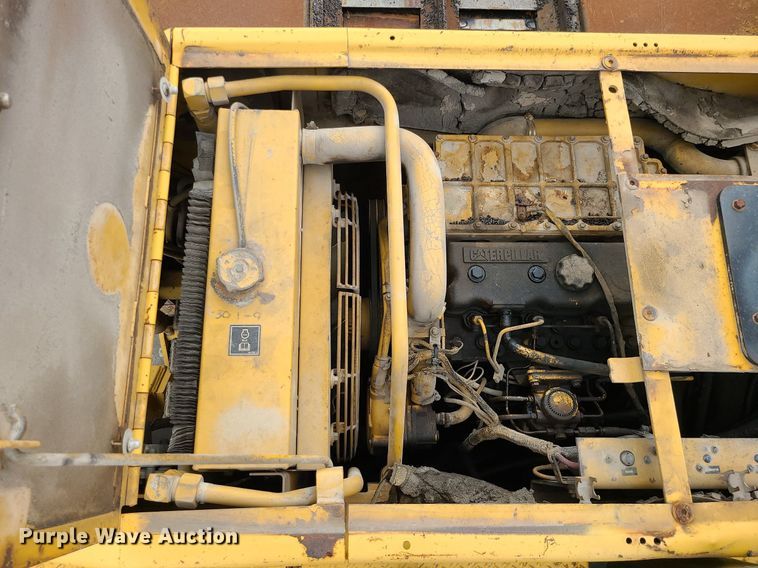 image for item MG9744 2004 Caterpillar AP650B  screed