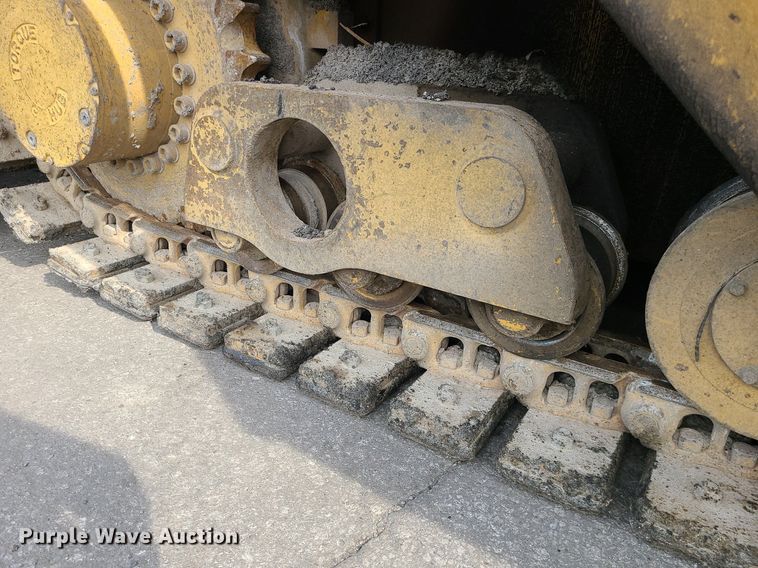 image for item MG9744 2004 Caterpillar AP650B  screed