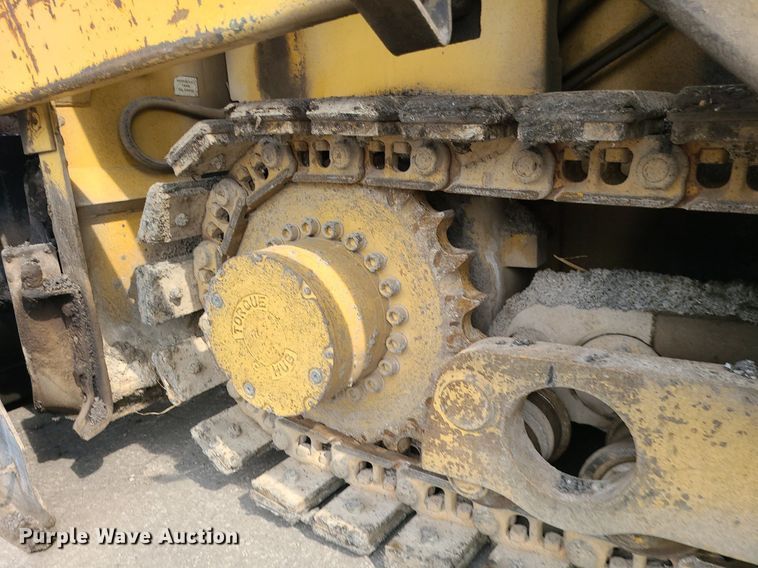 image for item MG9744 2004 Caterpillar AP650B  screed