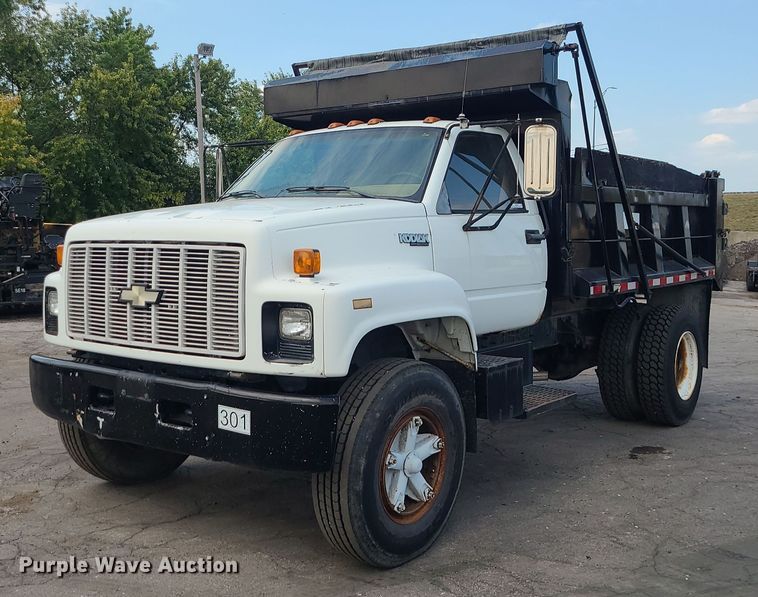 image for item MG9751 1990 Chevrolet 6500 Kodiak  dump truck