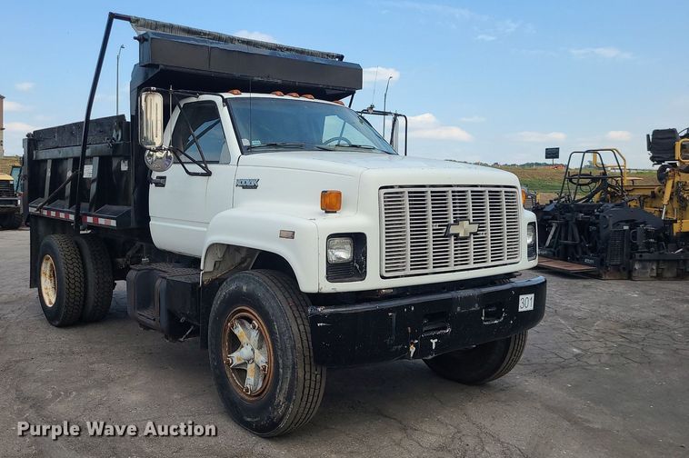 image for item MG9751 1990 Chevrolet 6500 Kodiak  dump truck