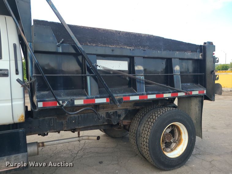 image for item MG9751 1990 Chevrolet 6500 Kodiak  dump truck