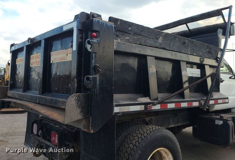 image for item MG9751 1990 Chevrolet 6500 Kodiak  dump truck