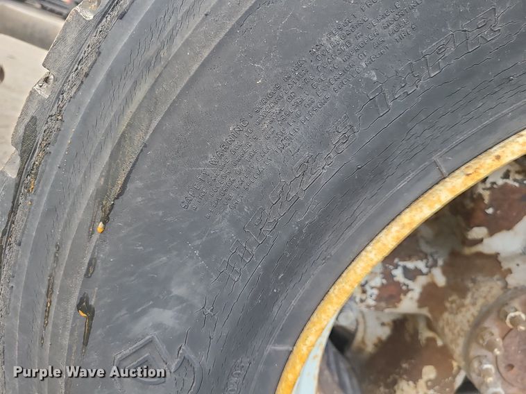 image for item MG9751 1990 Chevrolet 6500 Kodiak  dump truck