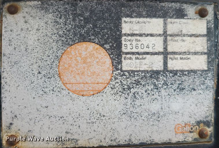 image for item MG9751 1990 Chevrolet 6500 Kodiak  dump truck