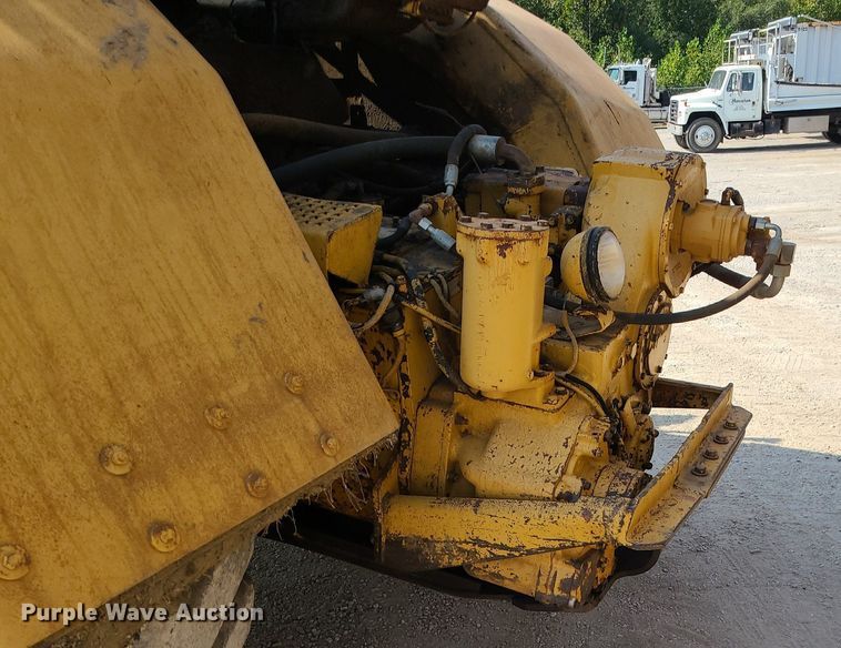 image for item MG9758 1988 Caterpillar 627E  conventional scraper