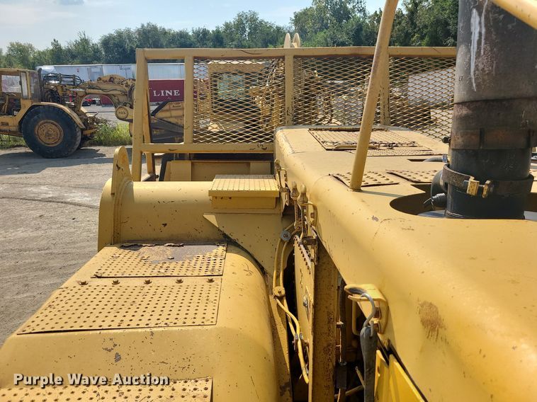 image for item MG9758 1988 Caterpillar 627E  conventional scraper
