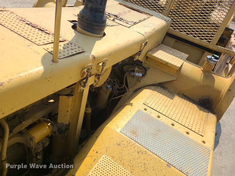 image for item MG9758 1988 Caterpillar 627E  conventional scraper