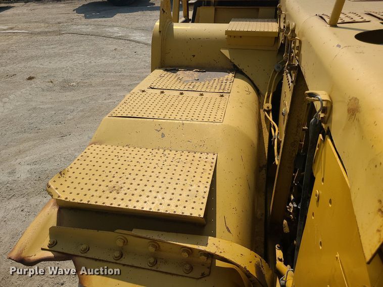 image for item MG9758 1988 Caterpillar 627E  conventional scraper