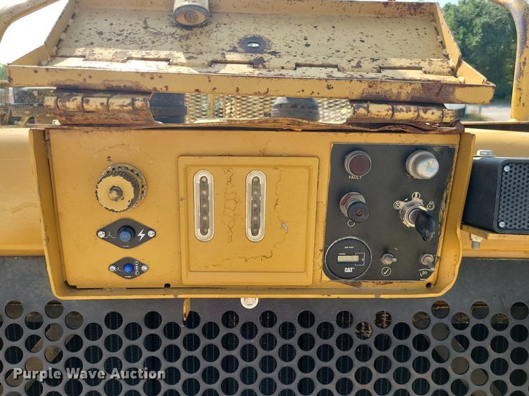 image for item MG9758 1988 Caterpillar 627E  conventional scraper