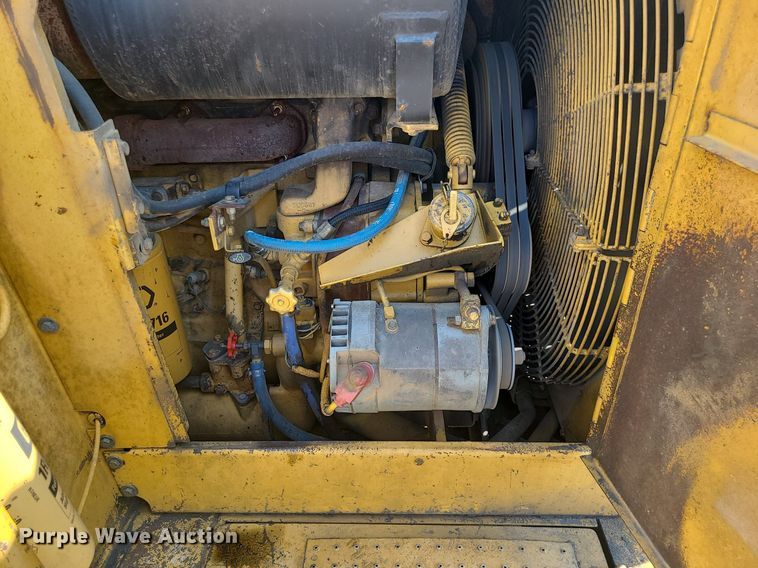 image for item MG9758 1988 Caterpillar 627E  conventional scraper