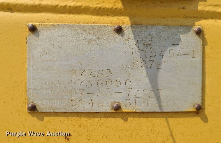 image for item MG9758 1988 Caterpillar 627E  conventional scraper