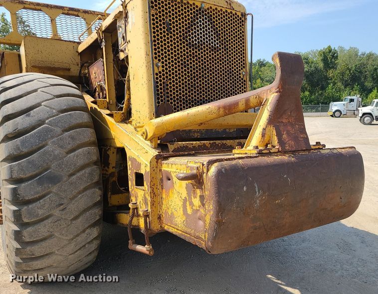 image for item MG9759 1977 Caterpillar 627B  conventional scraper