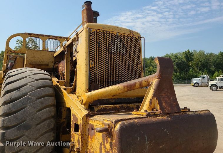 image for item MG9759 1977 Caterpillar 627B  conventional scraper