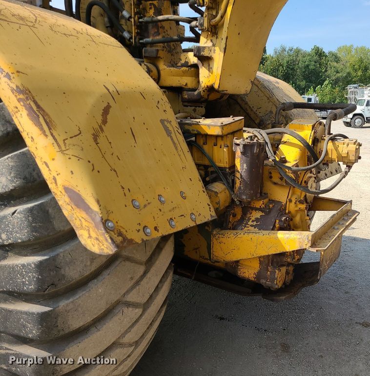 image for item MG9759 1977 Caterpillar 627B  conventional scraper