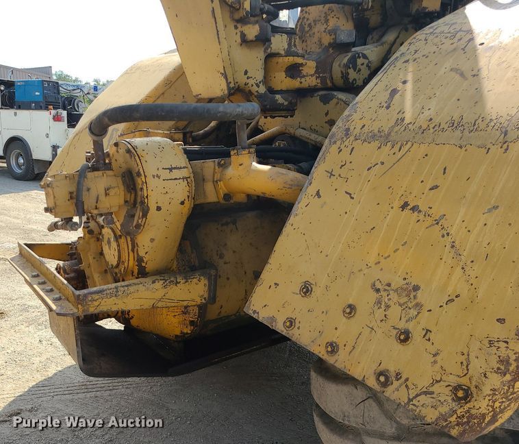 image for item MG9759 1977 Caterpillar 627B  conventional scraper