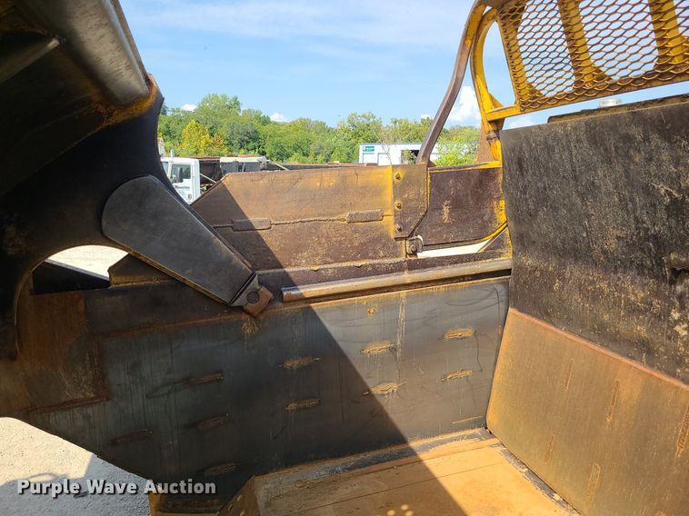 image for item MG9759 1977 Caterpillar 627B  conventional scraper