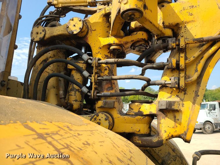 image for item MG9759 1977 Caterpillar 627B  conventional scraper