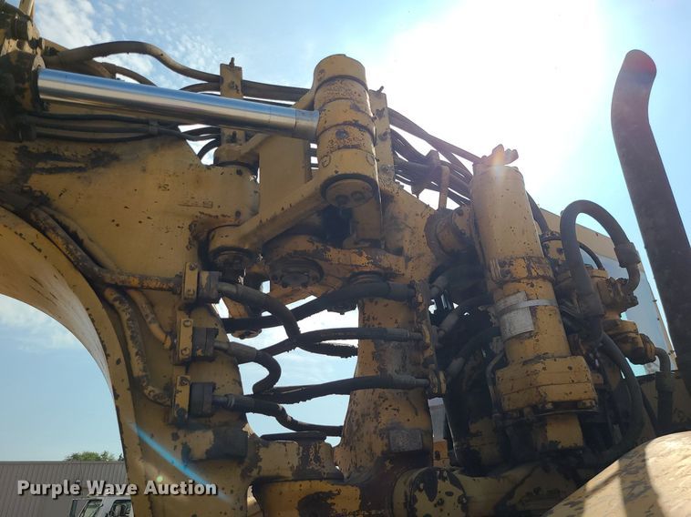 image for item MG9759 1977 Caterpillar 627B  conventional scraper