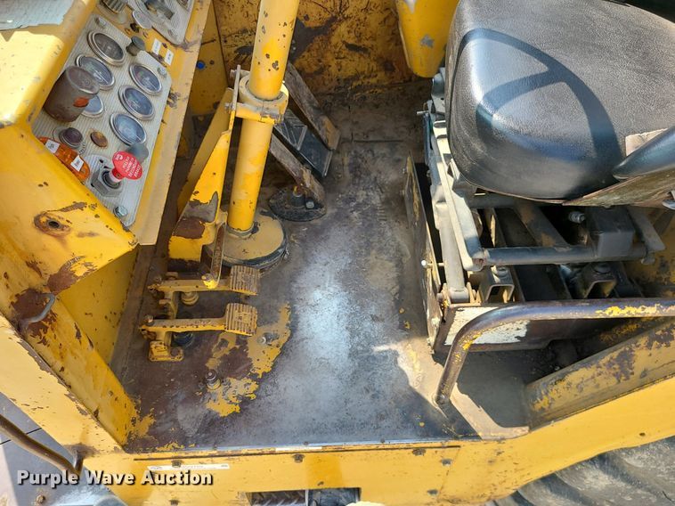 image for item MG9759 1977 Caterpillar 627B  conventional scraper