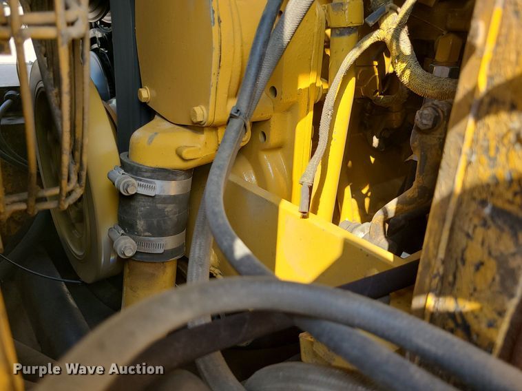 image for item MG9759 1977 Caterpillar 627B  conventional scraper