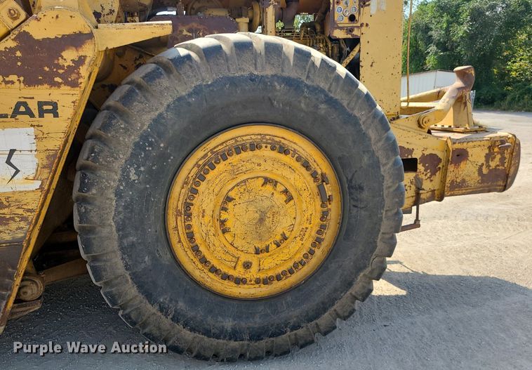 image for item MG9759 1977 Caterpillar 627B  conventional scraper