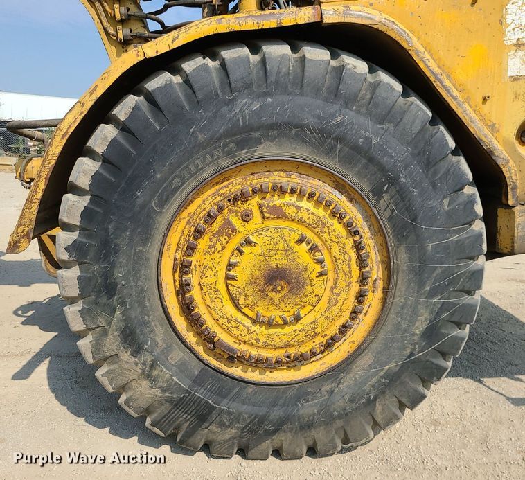 image for item MG9759 1977 Caterpillar 627B  conventional scraper