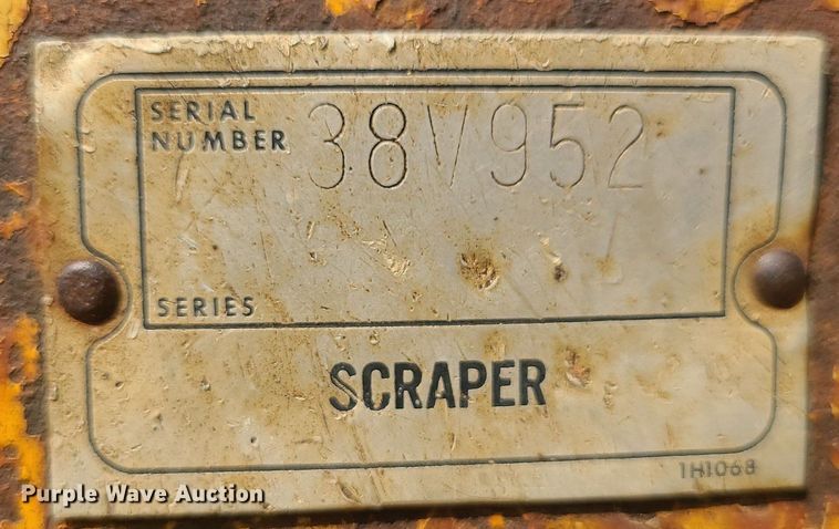 image for item MG9759 1977 Caterpillar 627B  conventional scraper