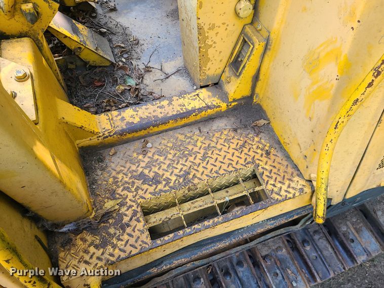 image for item MG9762 Komatsu D66S  crawler tractor