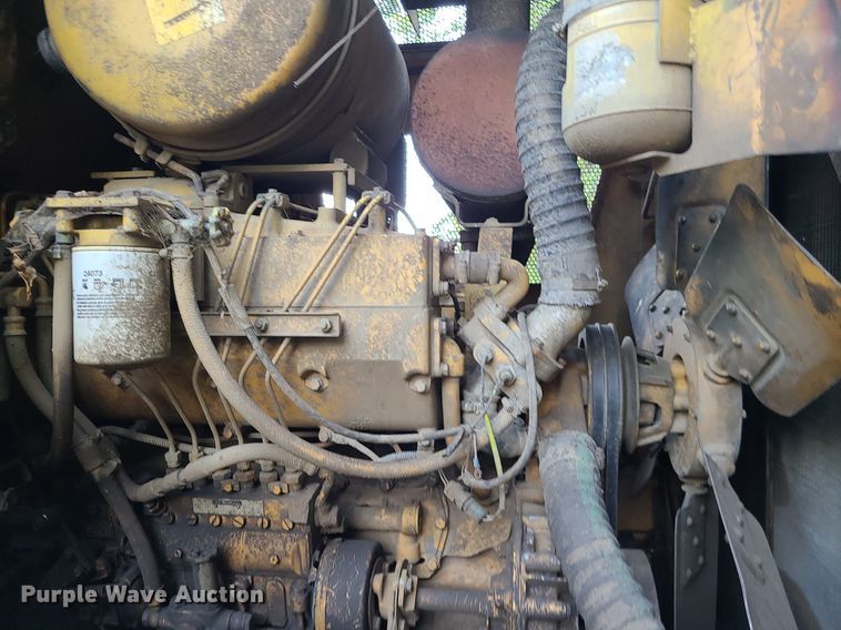 image for item MG9762 Komatsu D66S  crawler tractor