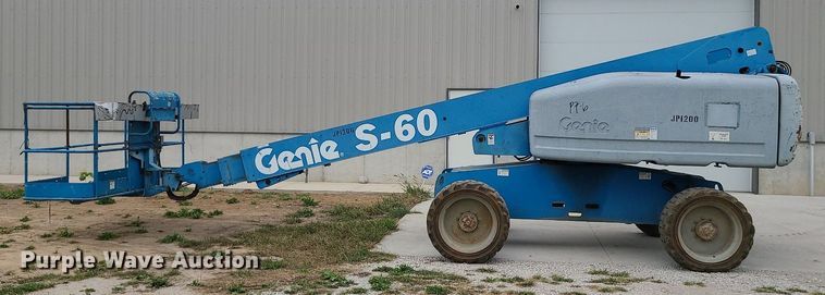 image for item MG9767 2003 Genie S-60 boom lift