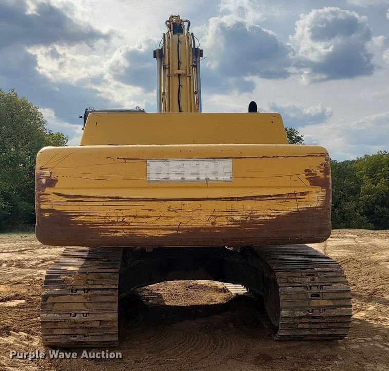 image for item MG9770 2004 John Deere 330C LC  excavator