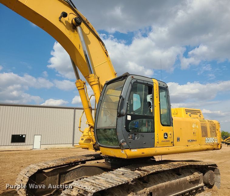 image for item MG9770 2004 John Deere 330C LC  excavator