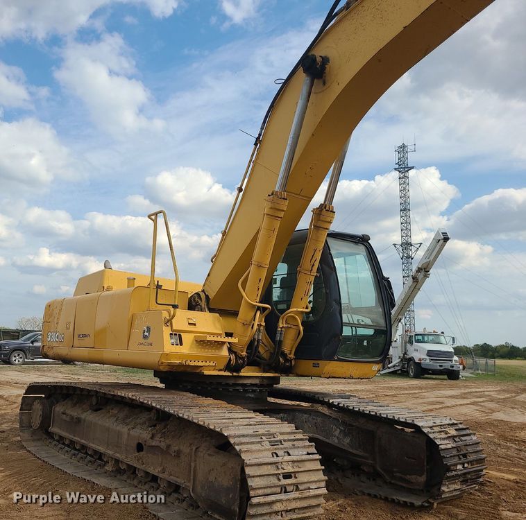 image for item MG9770 2004 John Deere 330C LC  excavator