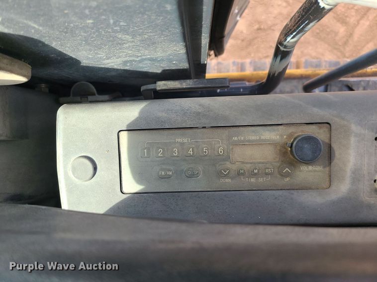 image for item MG9770 2004 John Deere 330C LC  excavator