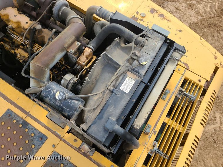 image for item MG9770 2004 John Deere 330C LC  excavator