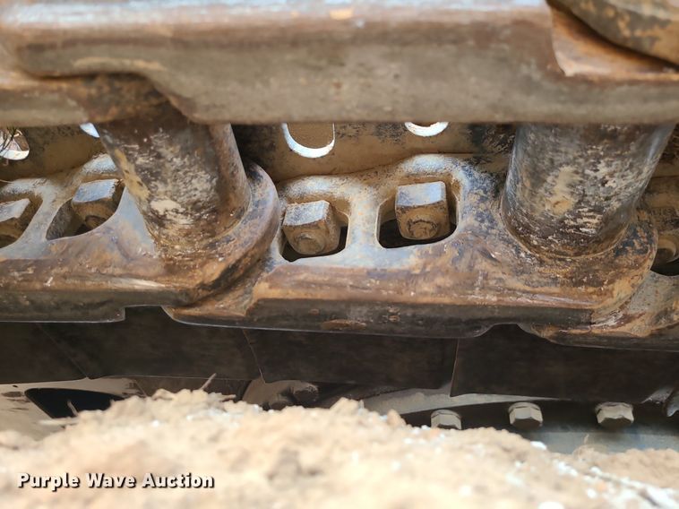 image for item MG9770 2004 John Deere 330C LC  excavator