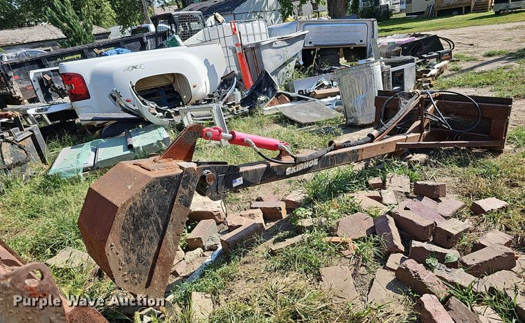 image for item MH9348 Skidhoe  skid steer backhoe