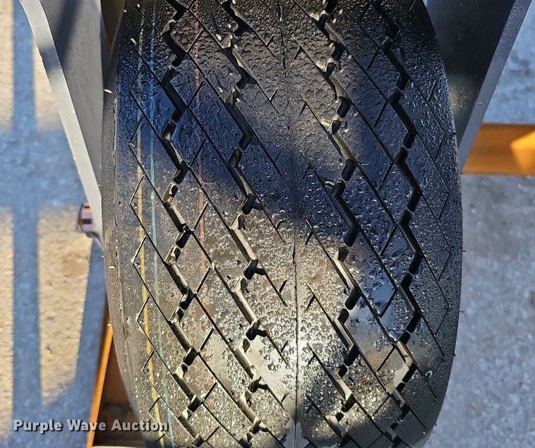 image for item MH9381 2023 Handy Attachments HSGB96  skid steer grader