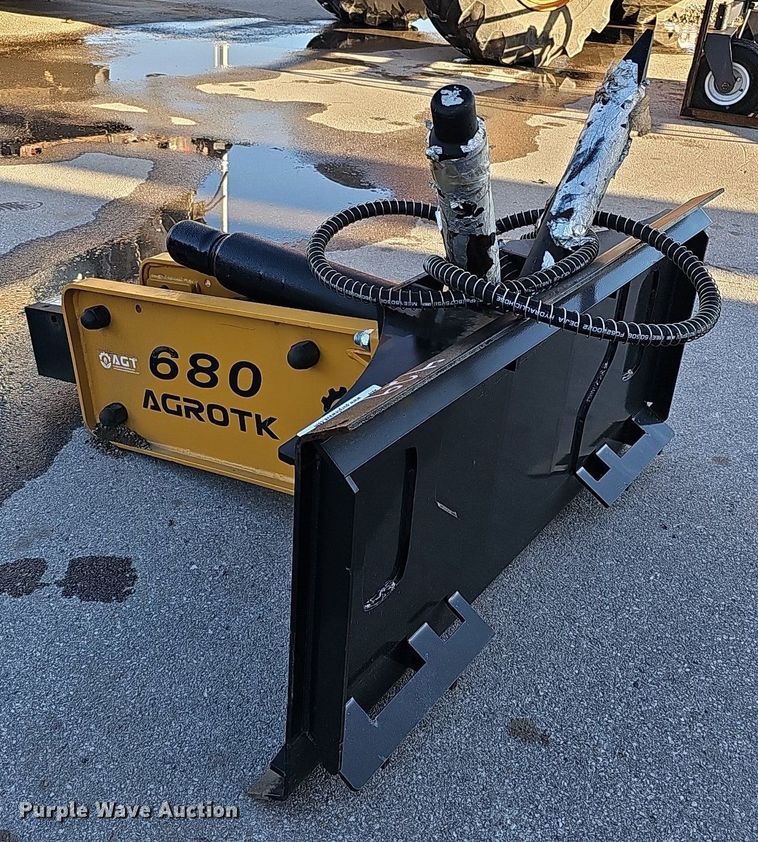 image for item MH9382 2022 Agrotk SSHH680  skid steer breaker