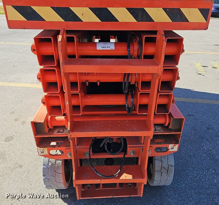image for item MH9389 2018 LGMG AS2632E  scissor lift