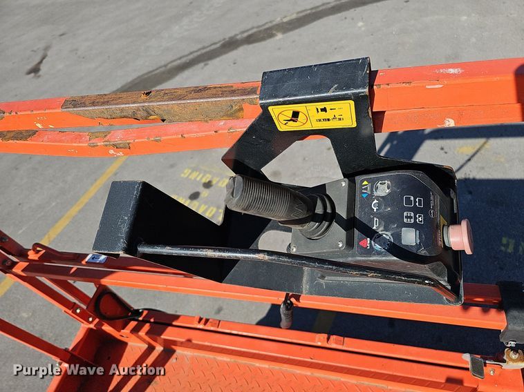 image for item MH9389 2018 LGMG AS2632E  scissor lift